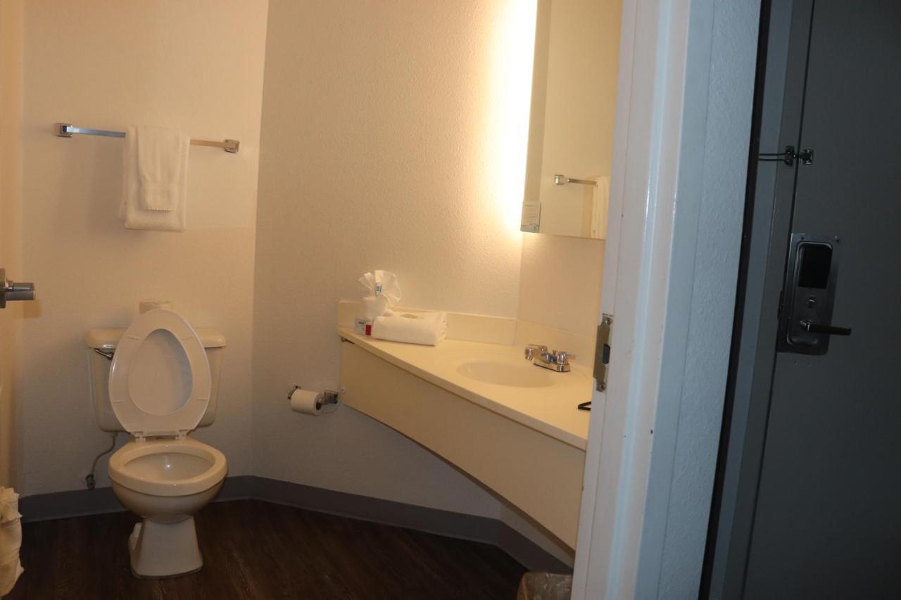Howard Johnson By Wyndham Tifton Ga I-75 Εξωτερικό φωτογραφία